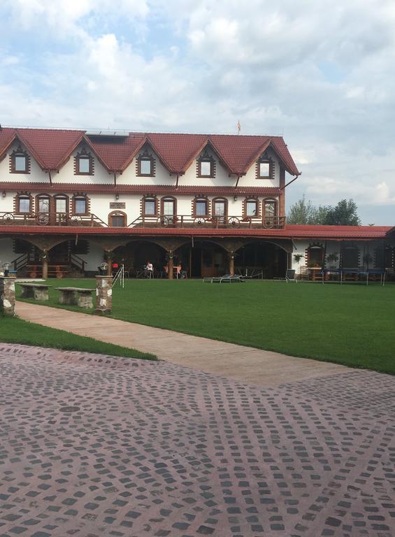 Pensiunea La Nise Sîmbăta de Sus Exteriör bild